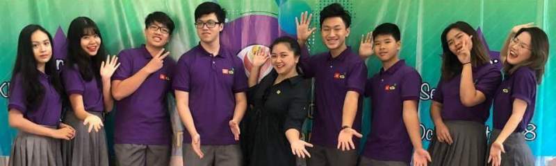 Vietnam team Innompic Games 2018 Best Innovation Team award winner Olympic school